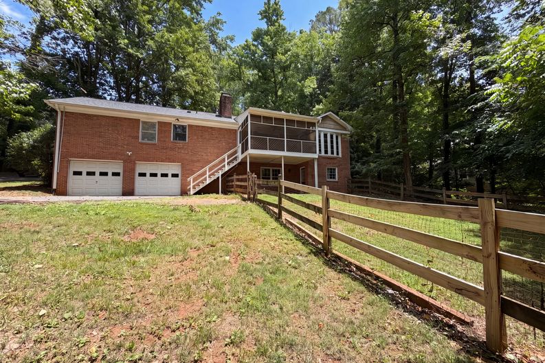 Photo 31 of 36 of 7850 Beech Forest Rd, Lewisville, NC