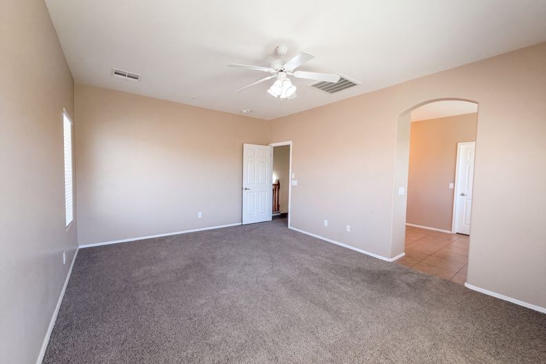 Photo 9 of 21 of 671 W Green Tree Dr, San Tan Valley, AZ