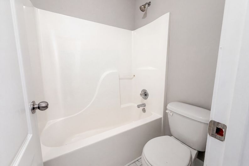 Photo 17 of 32 of 4468 Karron Dr, Powder Springs, GA