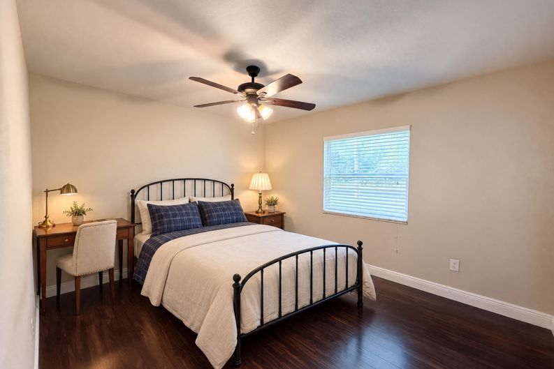 Photo 12 of 26 of 881 Vicksburg St, Deltona, FL