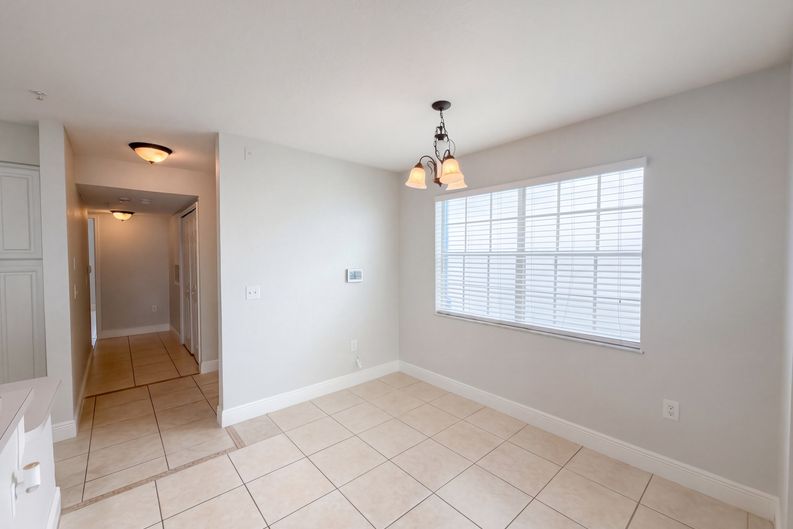 Photo 15 of 34 of 13838 Fairway Island Dr, Orlando, FL