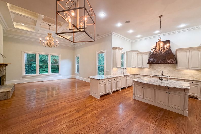Photo 11 of 30 of 256 Hanson Way, Marietta, GA