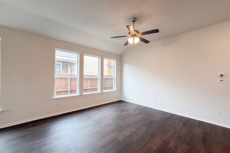 Photo 8 of 21 of 2825 Journey Ln, Crandall, TX