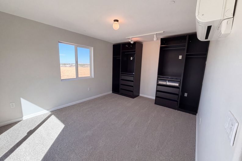 Photo 11 of 19 of 14100 Nightshade Rd, Apple Valley, CA