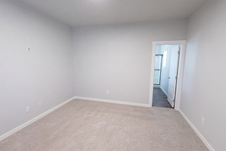 Photo 4 of 22 of 4998 W Thornapple Dr, Meridian, ID