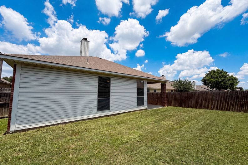 Photo 19 of 20 of 1205 Kachina Ln, Haslet, TX