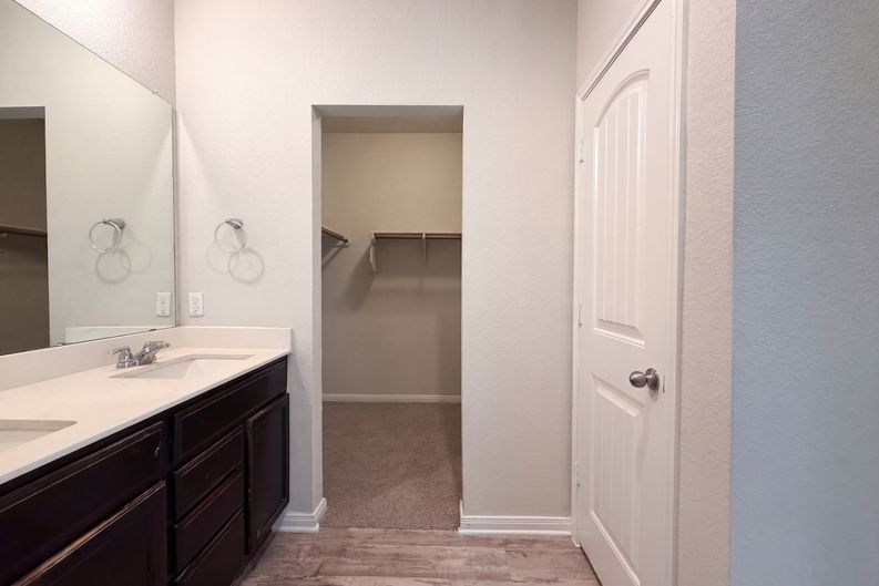 Photo 10 of 20 of 1508 Ferryman Dr, Georgetown, TX
