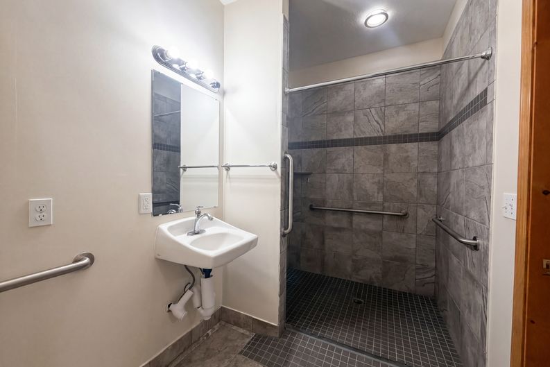 Photo 14 of 18 of 8331 Greely Ave, Kansas City, KS