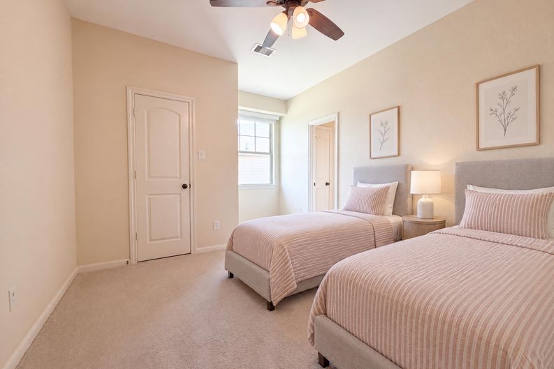 Photo 4 of 19 of 12147 San Luca St, Richmond, TX