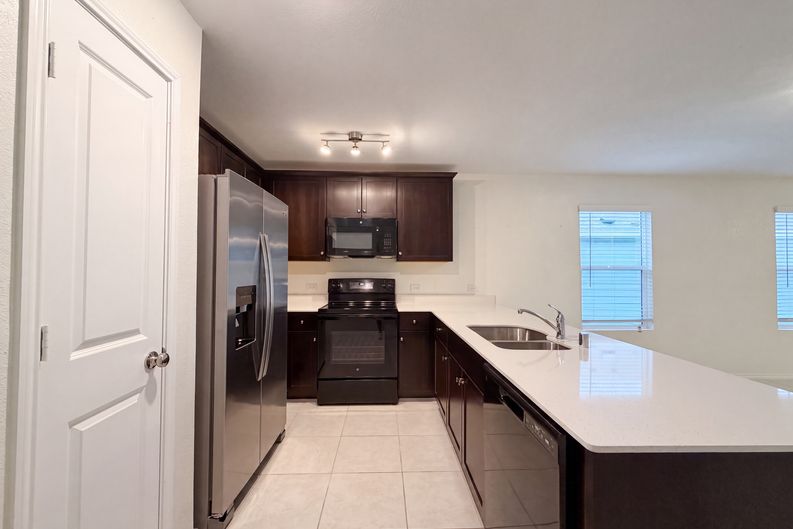 Photo 13 of 20 of 5832 Timber Point Dr, Princeton, TX