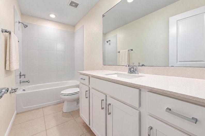 Photo 22 of 30 of 9426 Lamine Way, Parrish, FL