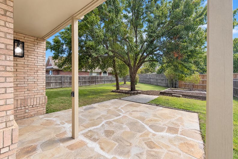 Photo 26 of 29 of 1017 Laurel Oak Dr, Flower Mound, TX
