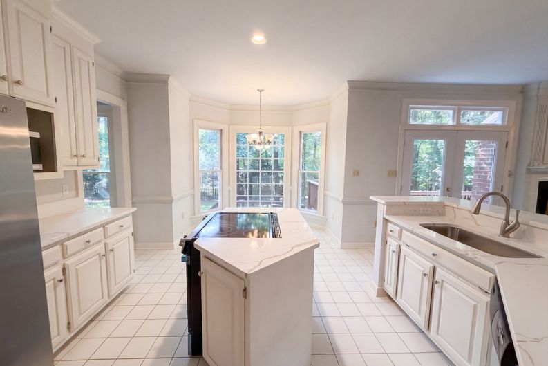 Photo 7 of 29 of 5806 Fox Briar Way, Midlothian, VA