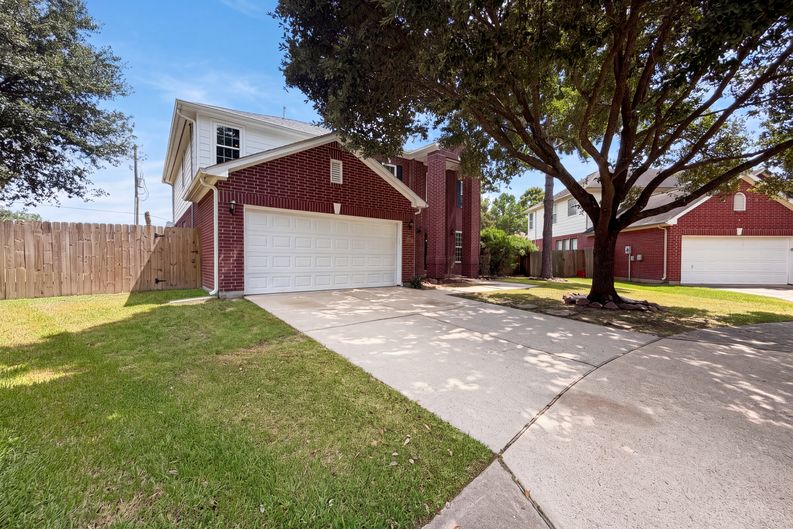 Photo 24 of 29 of 16507 Cypress Brook Ct, Cypress, TX