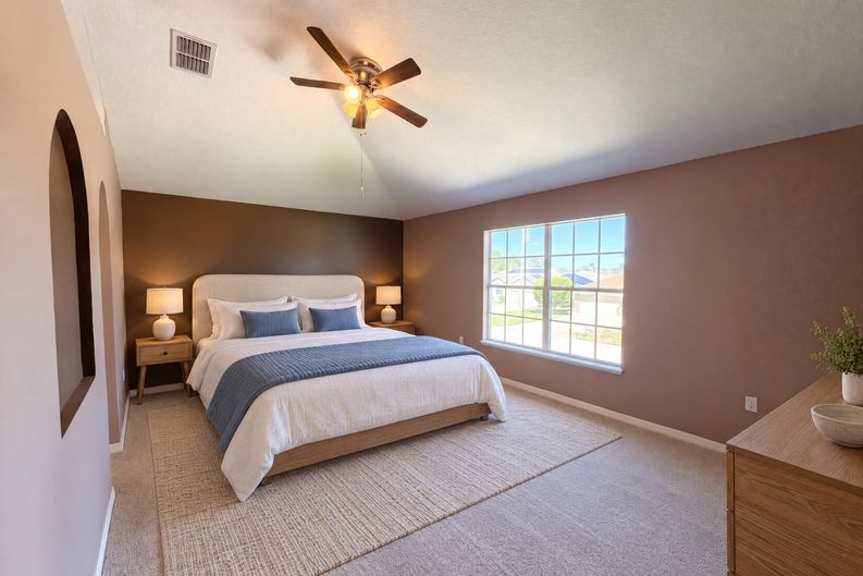 Photo 4 of 30 of 10 Freeland Ln, Palm Coast, FL