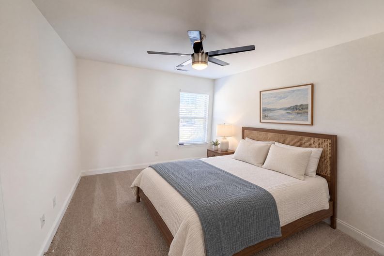 Photo 10 of 35 of 2703 Fern Willow Ct, Fuquay Varina, NC