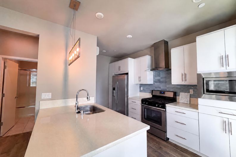 Photo 8 of 24 of 434 Crate Ave, Sacramento, CA