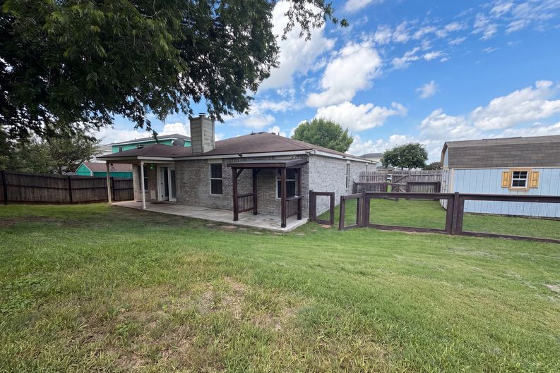 Photo 5 of 19 of 5313 Southern Crossing Dr, Temple, TX