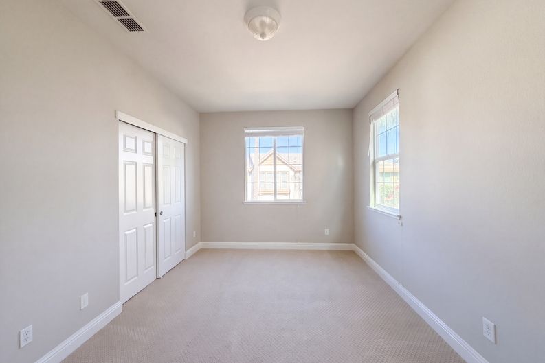 Photo 23 of 45 of 166 S Caballo St, Tracy, CA