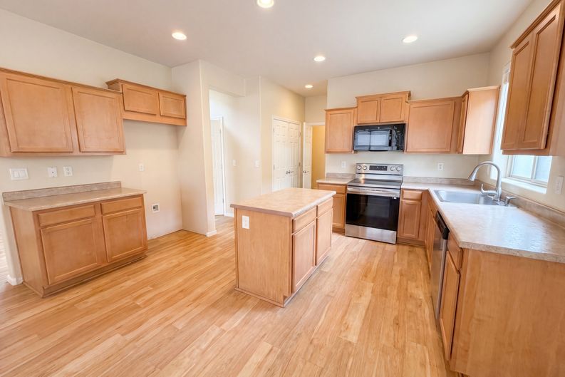 Photo 12 of 33 of 20504 N 261st Ave, Buckeye, AZ