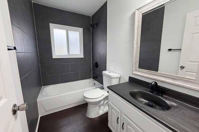 Photo 15 of 22 of 13771 W Warren Dr, Lakewood, CO