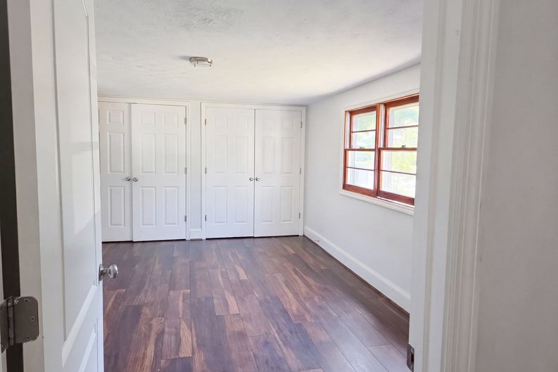 Photo 11 of 18 of 1401 E 9th St, Anniston, AL