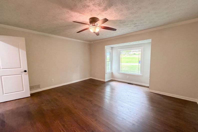 Photo 4 of 23 of 1394 Natchez Trce SW, Marietta, GA
