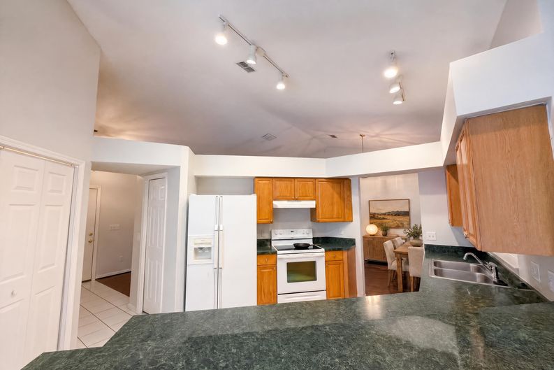 Photo 8 of 26 of 11535 Clair Pl, Clermont, FL