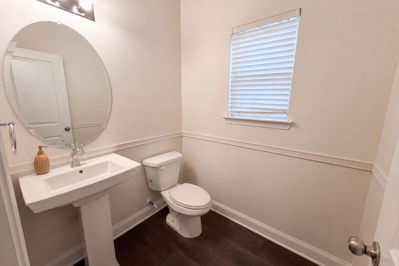 Photo 12 of 19 of 2627 Glenbrook Ln, Conyers, GA