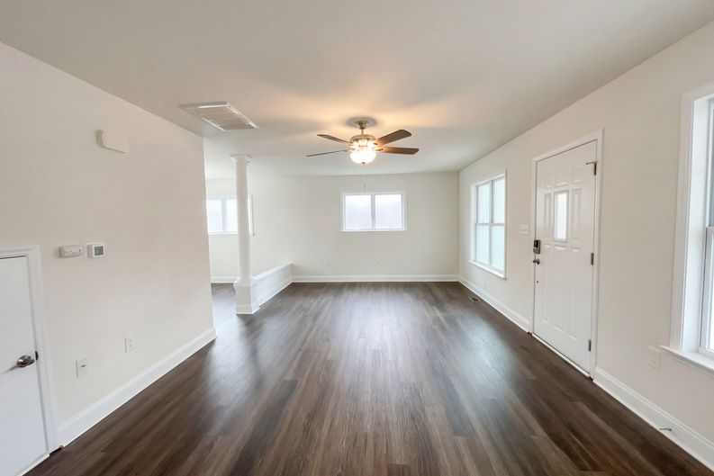 Photo 13 of 17 of 604 Eastway Ave, Durham, NC