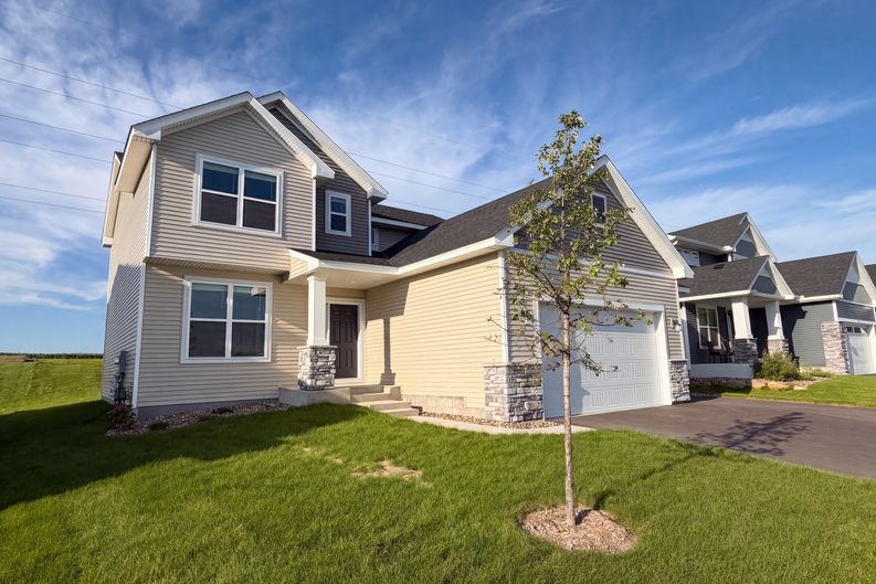 Photo 37 of 42 of 1577 Upper 141st St E, Rosemount, MN