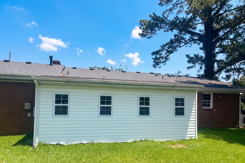 Photo 5 of 18 of 4307 Greenwood Dr, Portsmouth, VA