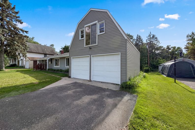 Photo 24 of 27 of 1695 Abell St, Maplewood, MN