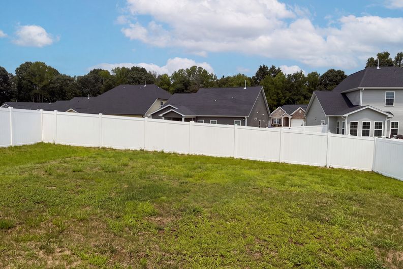 Photo 33 of 37 of 7463 Buckview Ct, Kernersville, NC