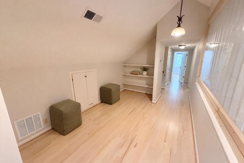 Photo 21 of 44 of 5344 Forest Springs Dr, Atlanta, GA