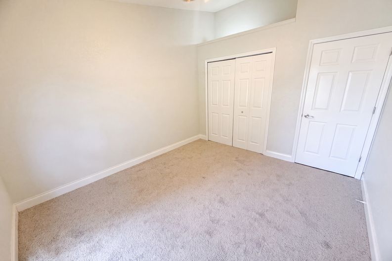 Photo 13 of 29 of 711 SE Celtic Ave, Port Saint Lucie, FL