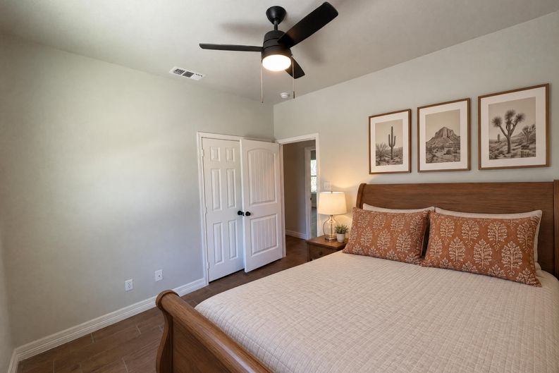 Photo 8 of 18 of 102 Bowdoin St, San Antonio, TX