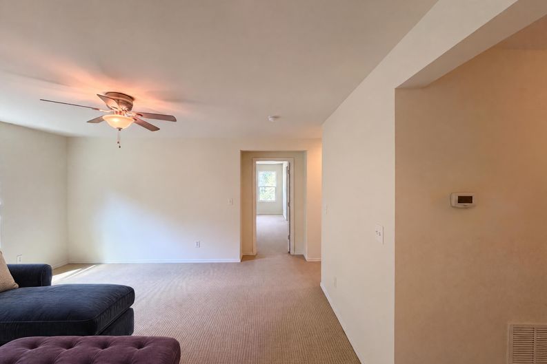 Photo 9 of 35 of 4732 Lonnie Dr, Rolesville, NC
