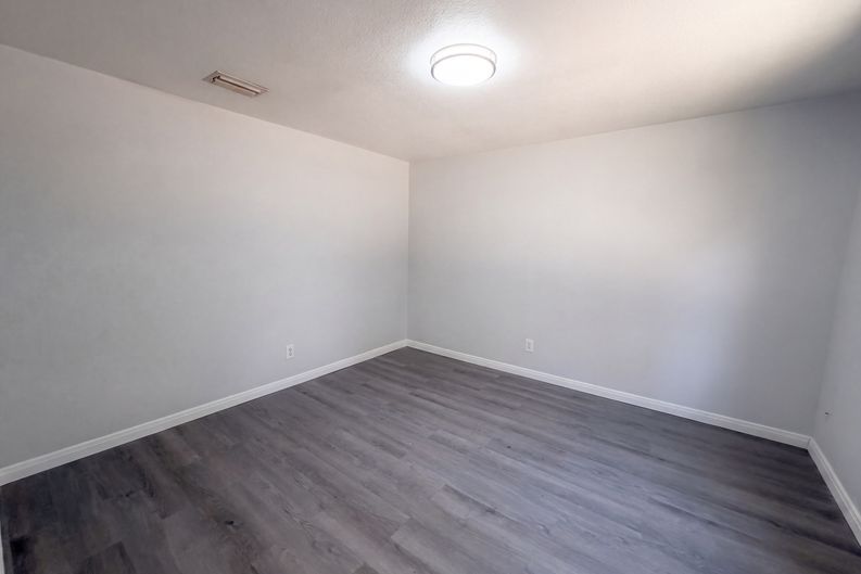 Photo 4 of 18 of 4017 Ambassador Way, Balch Springs, TX