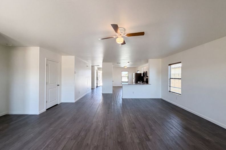 Photo 9 of 23 of 781 S Silvercreek Ln, Casa Grande, AZ
