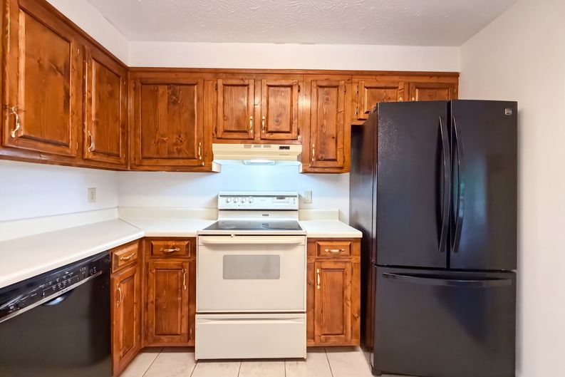 Photo 7 of 26 of 103 Saddlebrook Ct, Lagrange, GA