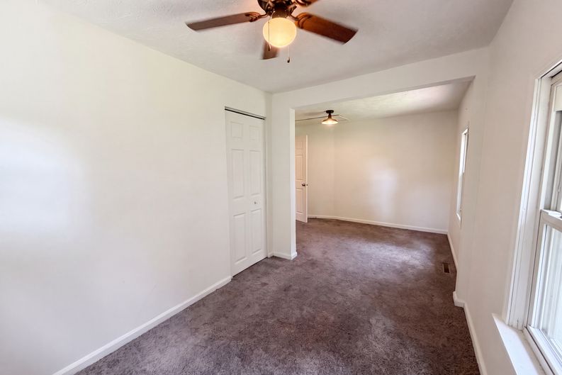 Photo 12 of 20 of 736 Bettes Ave, Akron, OH