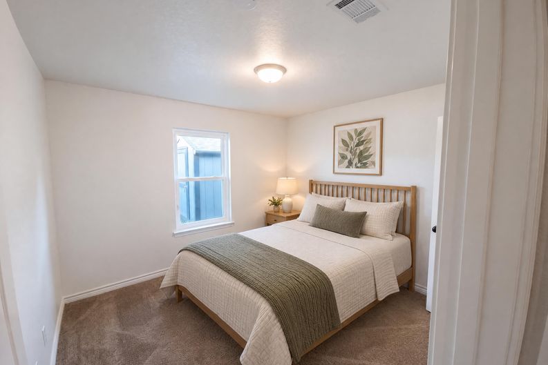 Photo 11 of 16 of 3803 Split Oak Dr, Killeen, TX