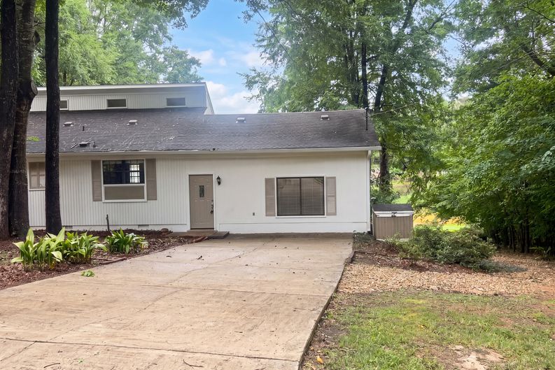 Photo 14 of 18 of 120 Bay Ct, Eatonton, GA