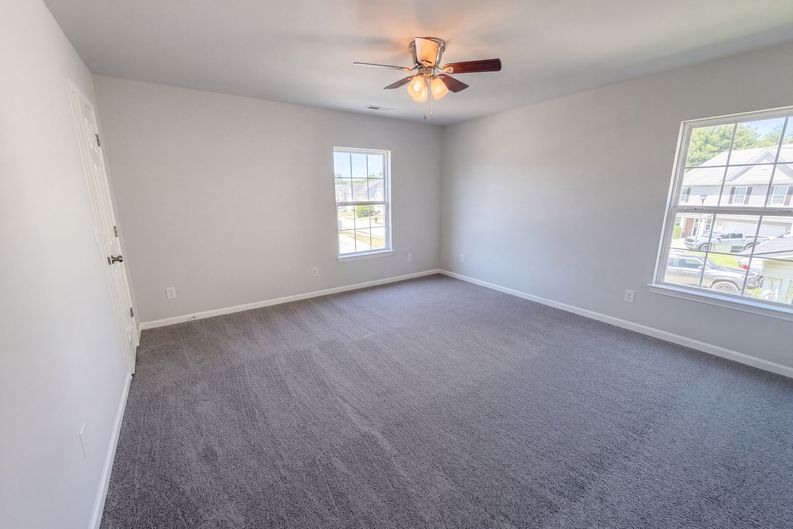 Photo 21 of 34 of 126 Red Pine Dr, Lexington, SC