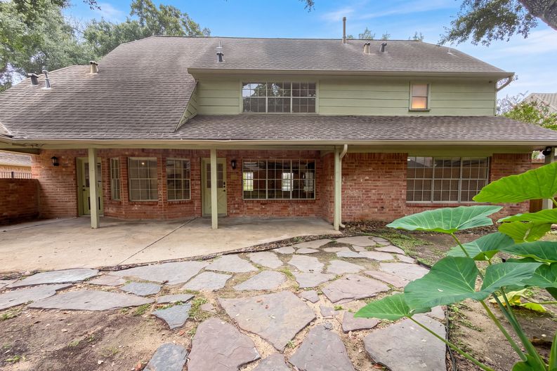 Photo 24 of 27 of 5615 Spanish Oak Dr, Houston, TX