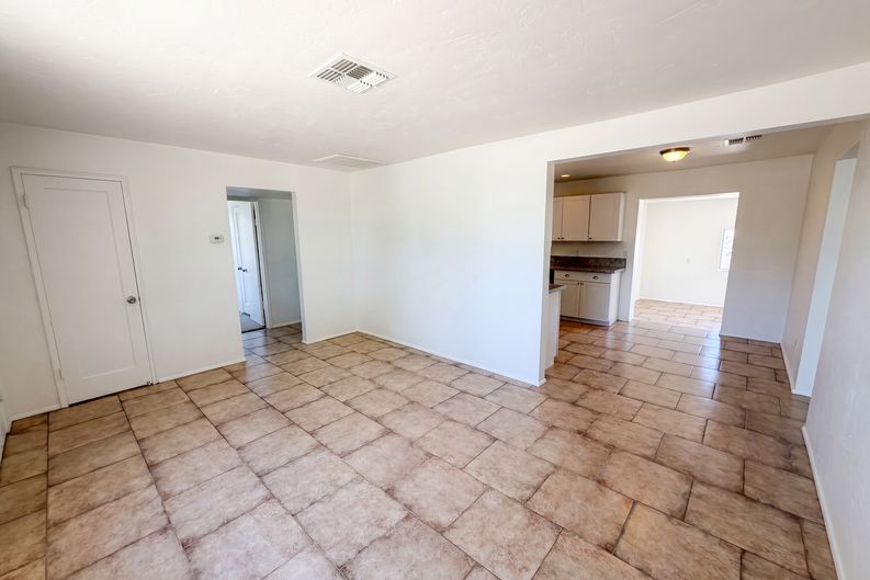 Photo 3 of 20 of 2732 E 21st St, Tucson, AZ