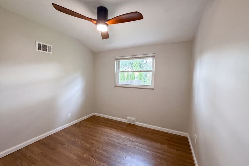 Photo 4 of 21 of 871 Wycliffe Ct, Saint Louis, MO