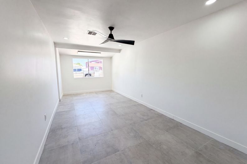 Photo 7 of 21 of 4505 W Clarendon Ave, Phoenix, AZ