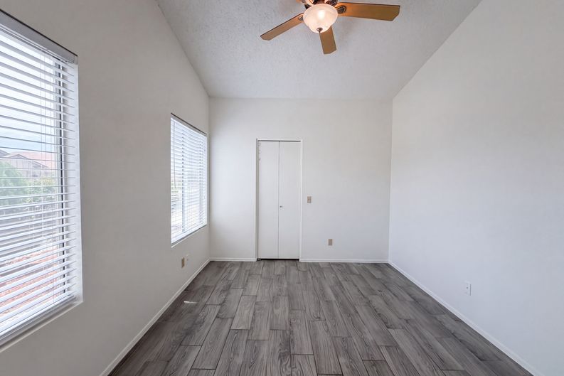 Photo 10 of 20 of 1842 E Riviera Dr, Chandler, AZ